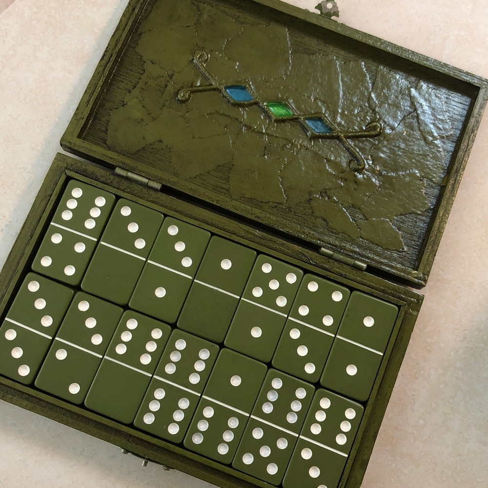 Vintage 60’s dominos